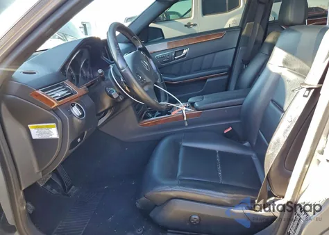 2011 Mercedes-Benz E 350 z USA, uszkodzony, nr VIN WDDHF5GB2BA450743